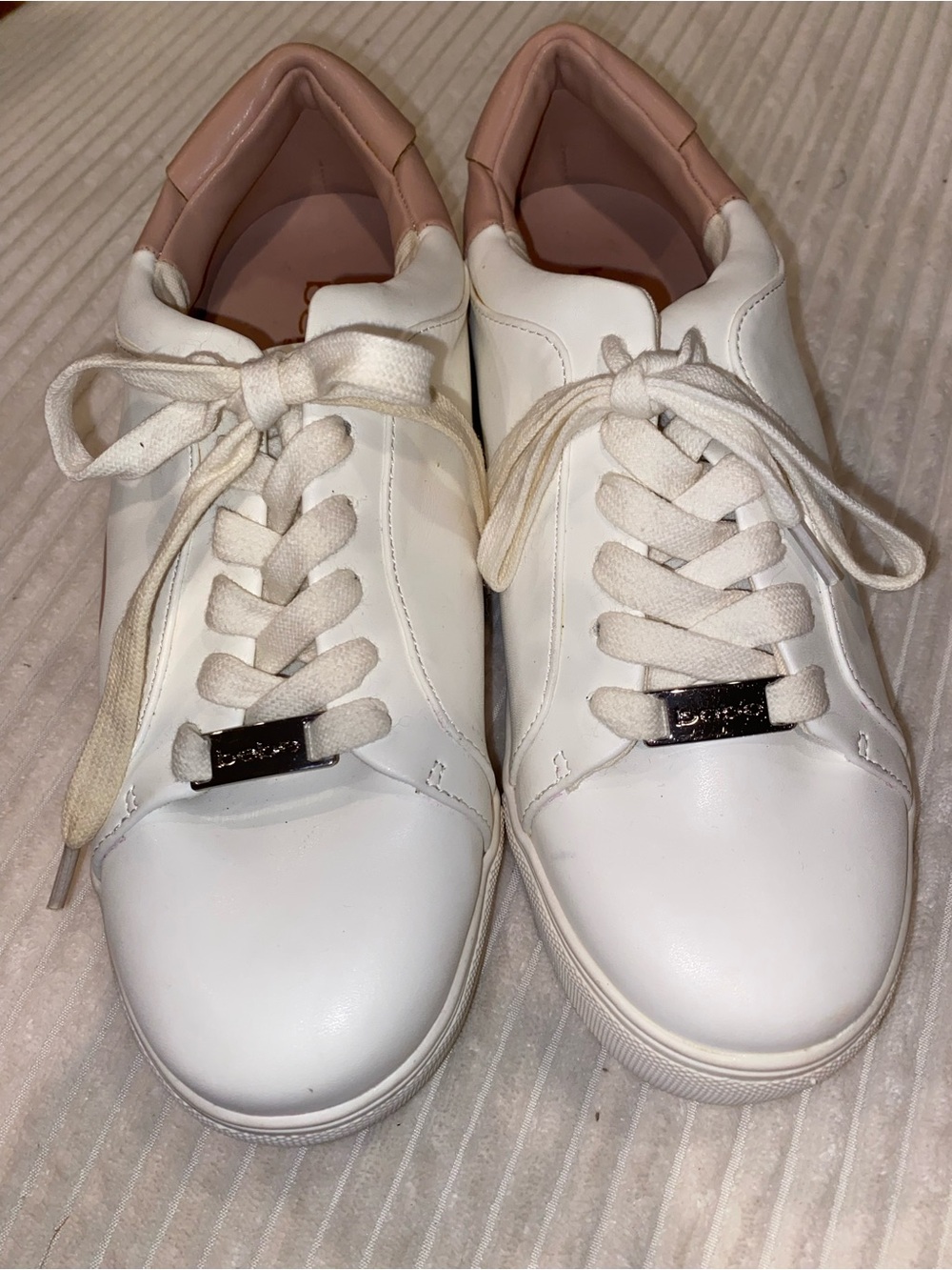 bebe White Sneakers with Blush Pink Collar